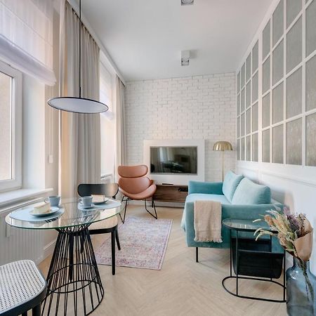 Studio In Main District In Gdansk Wrzeszcz Appartamento Esterno foto